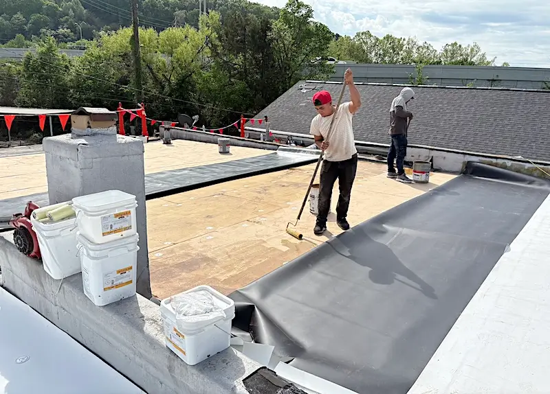 TPO installation at Tienda Y Carniceria La Bonita in Knoxville TN