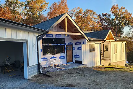 new siding being installed in Sevierville