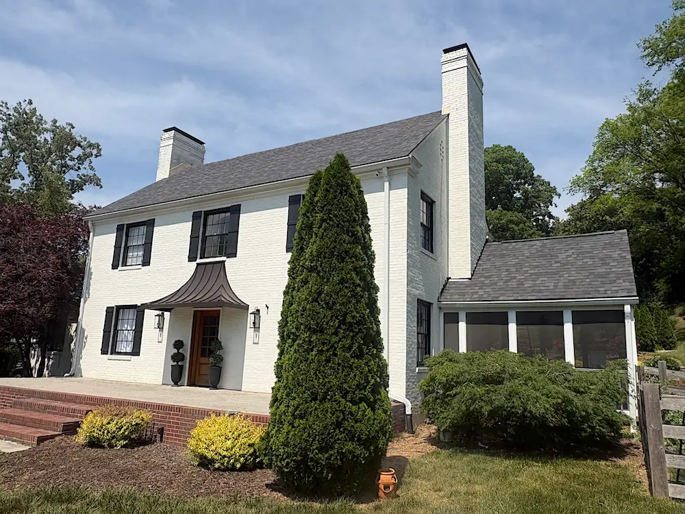 Completed Owens Corning Duration roof replacement in Gray Tweed on a 1941 historic home in Sequoyah Hills, Knoxville, Tennessee, front elevation.